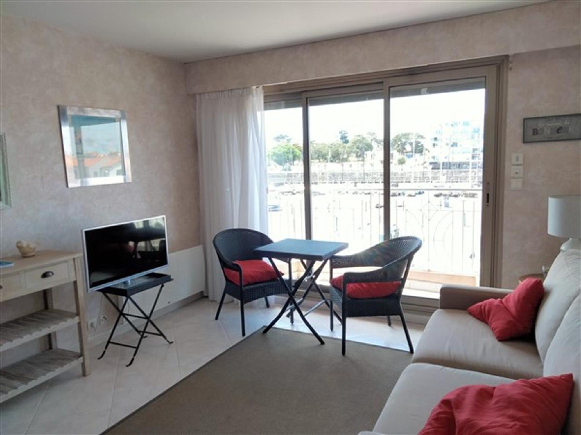 Studio Alcove - Face Au Chenal, 50M Plage/Port, 700M Centre-Ville, Capacite 3 Pers., Confort Moderne - Fr-1-331-202 Les Sables-dʼOlonne Exteriör bild